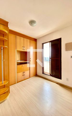 Apartamento à venda com 150m², 3 quartos e 1 vaga Apartamento à venda com 150m², 3 quartos e 1 vagaQuarto