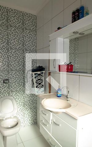 Casa à venda com 400m², 6 quartos e 5 vagas Casa à venda com 400m², 6 quartos e 5 vagasBanheiro do Quarto 1