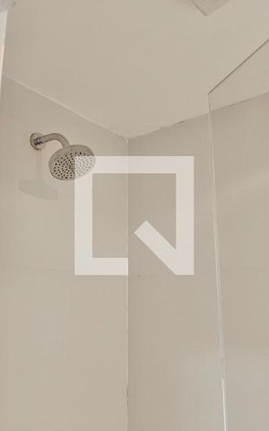 Apartamento à venda com 300m², 4 quartos e 4 vagas Apartamento à venda com 300m², 4 quartos e 4 vagasBanheiro social