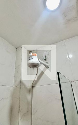 Apartamento à venda com 300m², 4 quartos e 4 vagas Apartamento à venda com 300m², 4 quartos e 4 vagasBanheiro serviço