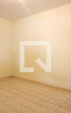 Casa para alugar com 60m², 1 quarto e sem vaga Casa para alugar com 60m², 1 quarto e sem vagaQuarto