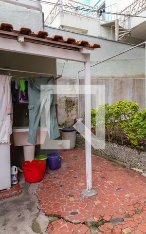 Casa para alugar com 153m², 3 quartos e 1 vagaÁrea de Serviço