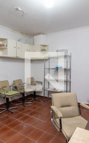 Casa para alugar com 153m², 3 quartos e 1 vagaEdícula - Suíte