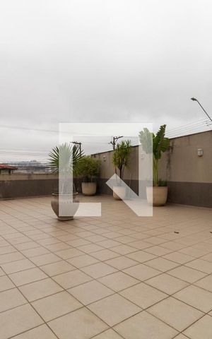 Casa à venda com 350m², 3 quartos e 8 vagas Casa à venda com 350m², 3 quartos e 8 vagasQuintal