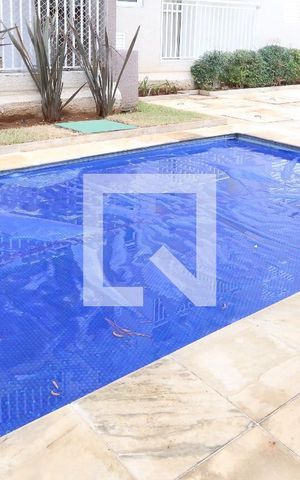 Apartamento à venda com 63m², 2 quartos e 1 vaga Apartamento à venda com 63m², 2 quartos e 1 vagaÁrea comum - Piscina