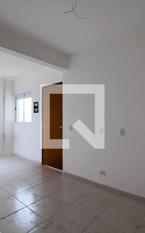 Apartamento à venda com 48m², 3 quartos e sem vaga Apartamento à venda com 48m², 3 quartos e sem vagaSala e cozinha