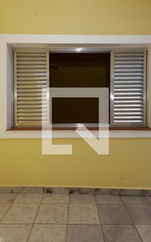 Casa à venda com 183m², 3 quartos e 2 vagasSuíte - vista
