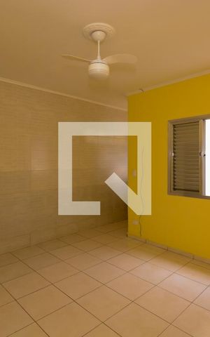 Casa à venda com 183m², 3 quartos e 2 vagasSuíte
