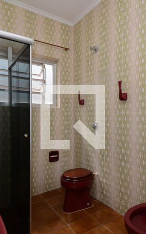 Casa à venda com 183m², 3 quartos e 2 vagasBanheiro Social
