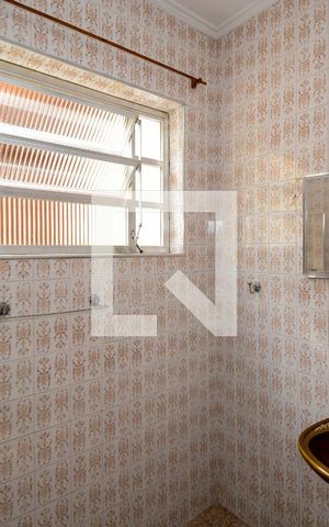 Casa à venda com 183m², 3 quartos e 2 vagasBanheiro da Suíte