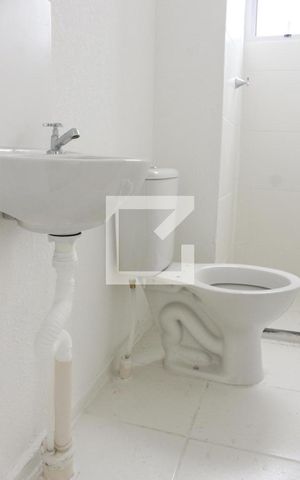 Apartamento para alugar com 50m², 2 quartos e sem vaga Apartamento para alugar com 50m², 2 quartos e sem vagaBanheiro