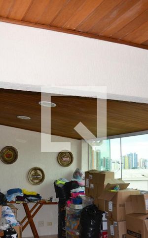 Apartamento à venda com 187m², 3 quartos e 3 vagas Apartamento à venda com 187m², 3 quartos e 3 vagasTerraço