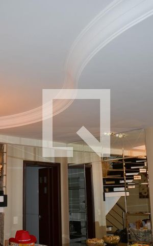 Apartamento à venda com 187m², 3 quartos e 3 vagas Apartamento à venda com 187m², 3 quartos e 3 vagasSala