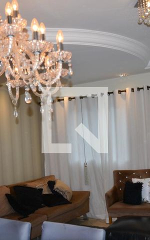 Apartamento à venda com 187m², 3 quartos e 3 vagas Apartamento à venda com 187m², 3 quartos e 3 vagasSala