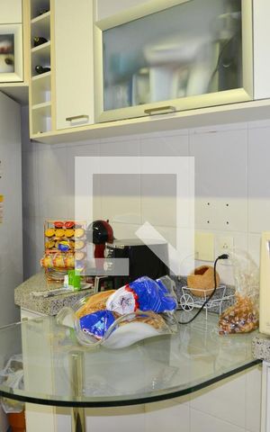 Apartamento à venda com 187m², 3 quartos e 3 vagas Apartamento à venda com 187m², 3 quartos e 3 vagasCozinha