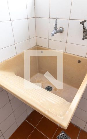 Apartamento à venda com 70m², 2 quartos e 1 vagaÁrea de Serviço
