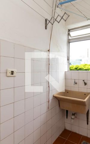 Apartamento à venda com 70m², 2 quartos e 1 vagaÁrea de Serviço