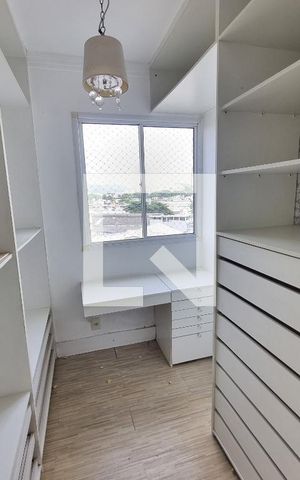 Apartamento à venda com 65m², 2 quartos e 1 vagaCloset da suíte