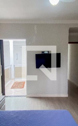 Casa à venda com 158m², 4 quartos e 2 vagas Casa à venda com 158m², 4 quartos e 2 vagasSuite