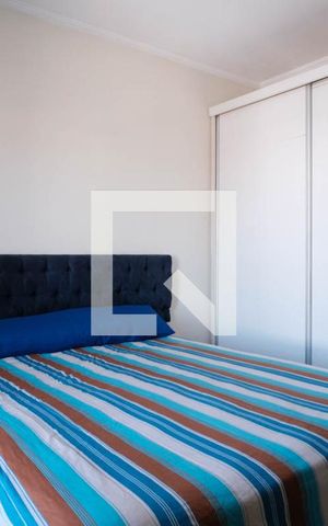 Casa à venda com 320m², 4 quartos e 4 vagas Casa à venda com 320m², 4 quartos e 4 vagasQuarto