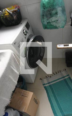 Apartamento à venda com 63m², 3 quartos e 1 vagaÁrea de Serviço