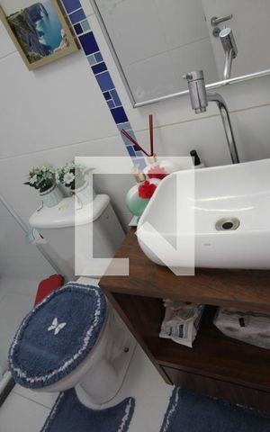 Apartamento à venda com 63m², 3 quartos e 1 vagaBanheiro do quarto 1