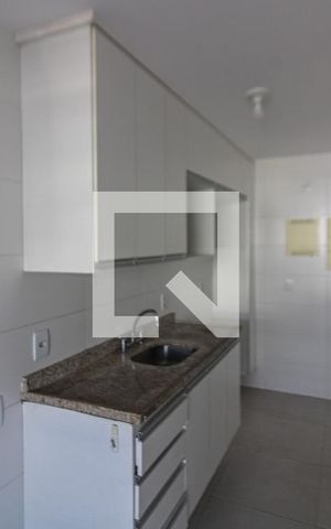 Apartamento à venda com 70m², 2 quartos e 2 vagas Apartamento à venda com 70m², 2 quartos e 2 vagasCozinha e Área de Serviço