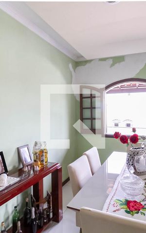 Casa para alugar com 180m², 3 quartos e sem vaga Casa para alugar com 180m², 3 quartos e sem vagaSala de Jantar