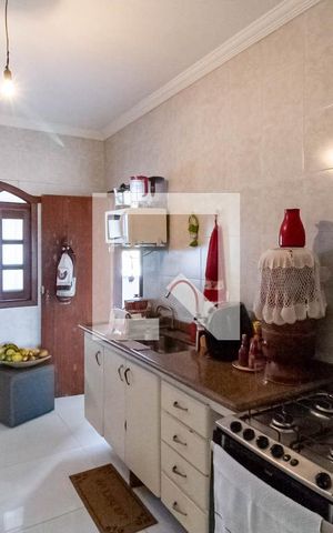 Casa para alugar com 180m², 3 quartos e sem vaga Casa para alugar com 180m², 3 quartos e sem vagaCozinha