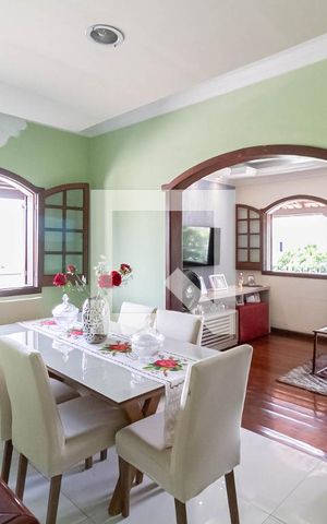 Casa para alugar com 180m², 3 quartos e sem vaga Casa para alugar com 180m², 3 quartos e sem vagaSala de Jantar