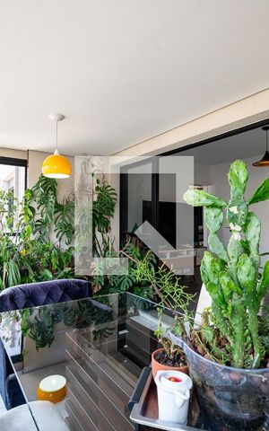Apartamento à venda com 108m², 3 quartos e 2 vagas Apartamento à venda com 108m², 3 quartos e 2 vagasVaranda