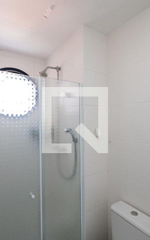 Apartamento à venda com 108m², 3 quartos e 2 vagas Apartamento à venda com 108m², 3 quartos e 2 vagasBanheiro da Suíte 1