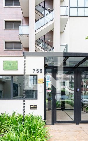 Apartamento à venda com 108m², 3 quartos e 2 vagas Apartamento à venda com 108m², 3 quartos e 2 vagasFachada