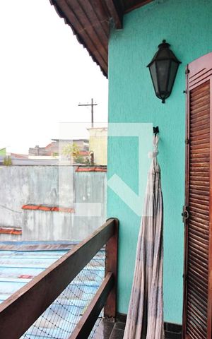 Casa à venda com 185m², 4 quartos e 3 vagasQuarto 1 - Suíte Sacada 