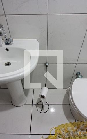 Casa à venda com 185m², 4 quartos e 3 vagasBanheiro Social 1