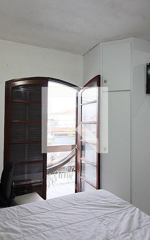 Casa à venda com 185m², 4 quartos e 3 vagasQuarto 1 - Suíte