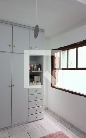 Casa à venda com 185m², 4 quartos e 3 vagasQuarto 3