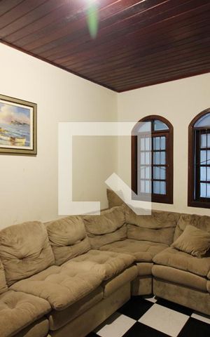 Casa à venda com 185m², 4 quartos e 3 vagasSala 