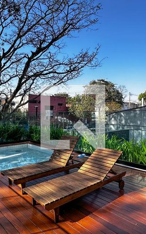 Studio para alugar com 33m², 0 quarto e sem vagaPiscina