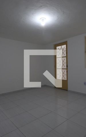 Casa para alugar com 50m², 1 quarto e sem vagaSala