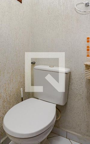Casa à venda com 150m², 3 quartos e 2 vagas Casa à venda com 150m², 3 quartos e 2 vagasLavabo