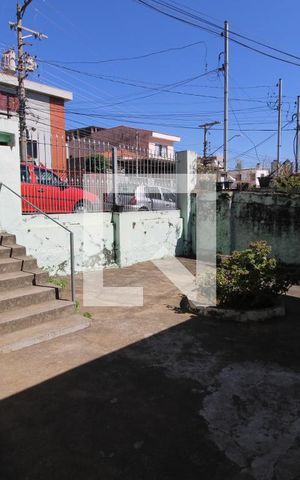 Casa à venda com 384m², 2 quartos e sem vagaQuintal