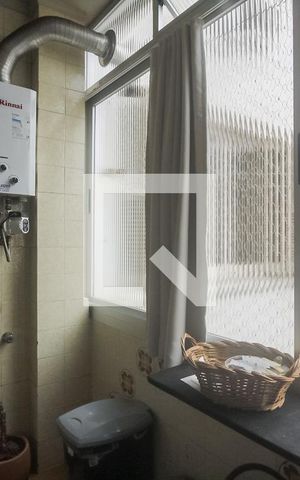 Apartamento à venda com 169m², 3 quartos e 2 vagas Apartamento à venda com 169m², 3 quartos e 2 vagasÁrea de Serviço