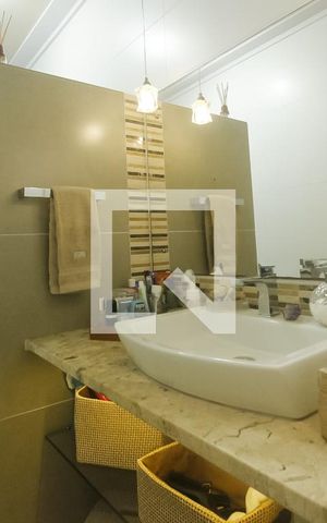 Apartamento à venda com 169m², 3 quartos e 2 vagas Apartamento à venda com 169m², 3 quartos e 2 vagasBanheiro social