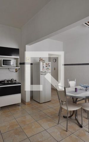 Casa à venda com 98m², 2 quartos e 1 vagaCozinha