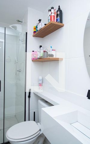 Apartamento à venda com 36m², 1 quarto e 1 vaga Apartamento à venda com 36m², 1 quarto e 1 vagaBanheiro