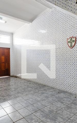 Casa à venda com 380m², 4 quartos e 1 vaga Casa à venda com 380m², 4 quartos e 1 vagaGaragem