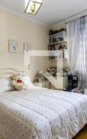 Casa à venda com 380m², 4 quartos e 1 vaga Casa à venda com 380m², 4 quartos e 1 vagaDormitório 1