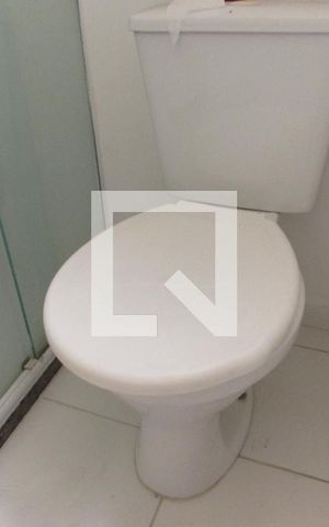 Apartamento para alugar com 74m², 3 quartos e 2 vagasBanheiro da Suíte