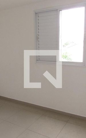 Apartamento para alugar com 74m², 3 quartos e 2 vagasQuarto